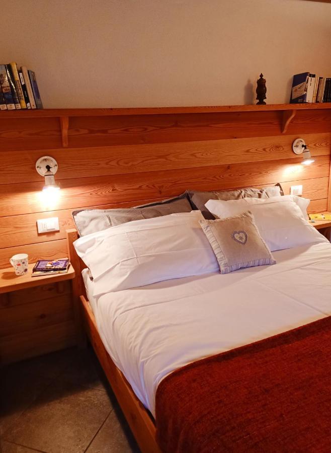 La Fattoria Di Roven Villa Gignod ภายนอก รูปภาพ